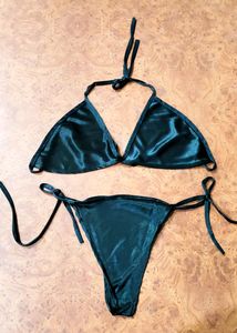 Black Colour Women's or Girls Stylish Bikni Set