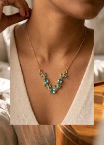 Elegant Rose Pendant Necklace