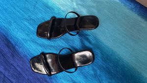 Sleek Black Strappy Sandals