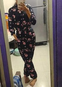 Trendy Floral BlackJumpsuit