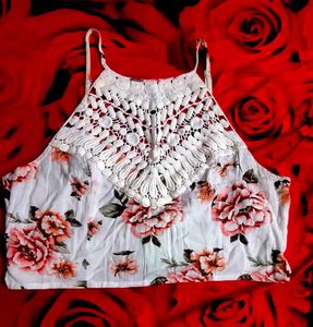 Floral Cropped Top with Lace Detail