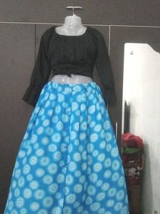 crop top with skirt