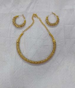 Sparkling Gold Tone Choker &amp; Hoop Earrings Set