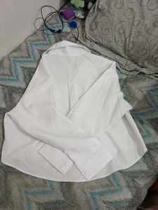 Classic White Cropped Shirt