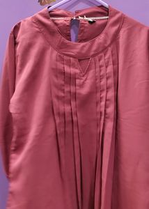 Logo Size xxl But Also Fit For Xl ,Fabric Is Very Good