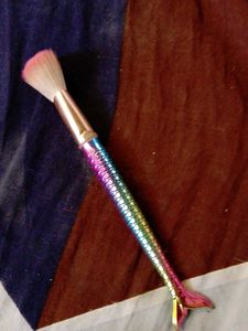 Mermaid Tail Makeup Brush