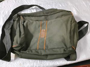 Bundle of Stylish sling men's bags 4