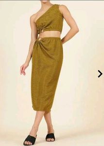 Stylish One-Shoulder top with skirt