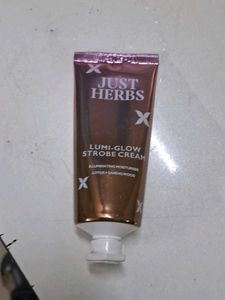 Just Herbs Lumi-Glow Strobe Cream