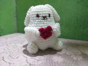 Handmade Crochet pompompurin with Heart