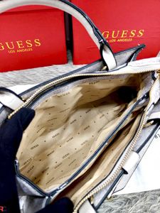 Guess slingbags