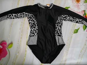 (883)Long Sleeve Swimsuit