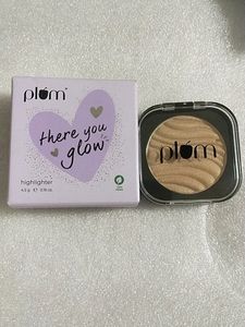 Plum Highligher -01 Champagne Pearl