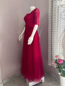 RED LACE GOWN
