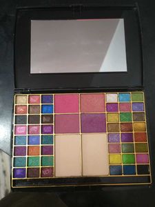 Professional Eyeshadow &amp; Face Palette