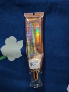 Faces Canada Strobe Cream