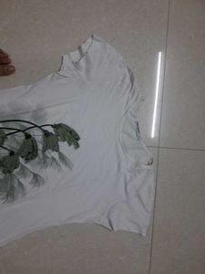 White Graphic Print T-Shirt