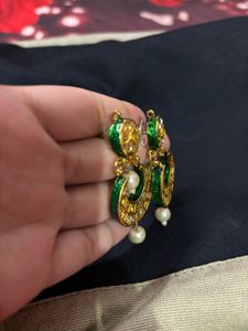 Elegant Pearl &amp; Kundan Drop Earrings