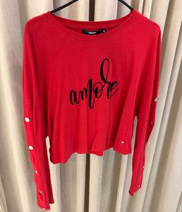 Red "Amore" Graphic Long Sleeve Top