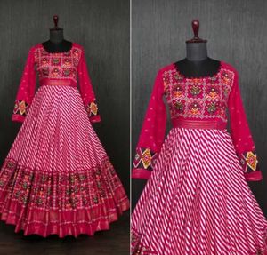 Elegant Pink Embroidered Lehenga Choli Set