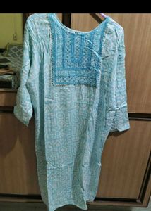Vibrant Blue Tie-Dye Tunic