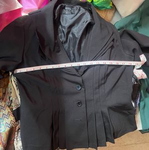 y2k classic black blazer