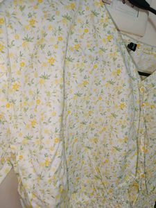 Floral Printed Crop Top (Price Negotiable If Anyon