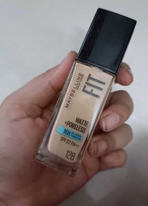 Maybelline Fit Me Matte Foundation