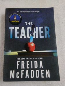🟥The Teacher by Freida McFadden - Thriller Book