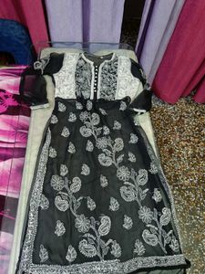 Chikankari kurti