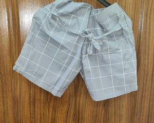 Stylish Grey Checkered Shorts