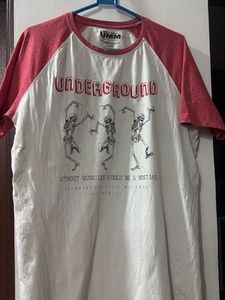 UMM Sound &amp; Style T-Shirt