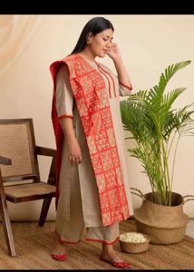 Elegant Beige Kurta Set with Red Dupatta