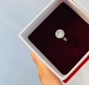 Elegant Solitaire Ring