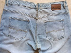 Light Wash Denim Jeans for Men