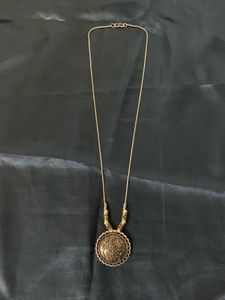 Elegant Vintage Style Dual Toned Necklace