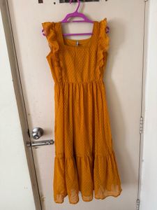 Chic Ruffled Yellow Polka Dot Dress