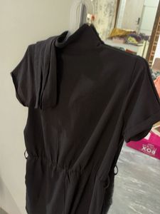 Chic Black Short-Sleeve short jumpsuit