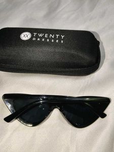Chic Cat-Eye Sunglasses