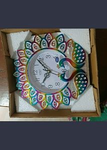 "Peacock Wall Clock: Elegant Modern Timepiece for Home Decor 🦚🕰️"