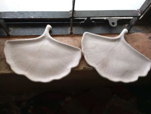 These are the two leaf trays x2
