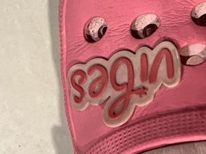 Unisex Beautiful Pink Clogs By Pine Kids Size 30