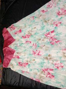 Beautiful Floral Print Skirt