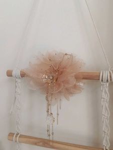 Elegant Floral Hair Clip