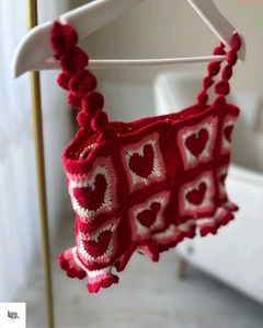 crochet red heart top( pinterest design)