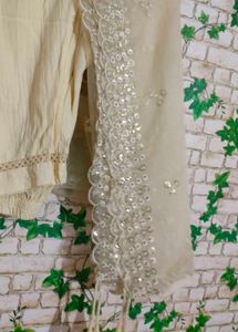 Embroidery Kurta Pant With Organza Dupatta