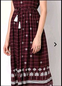 Maroon & White Printed Ethnic Gown