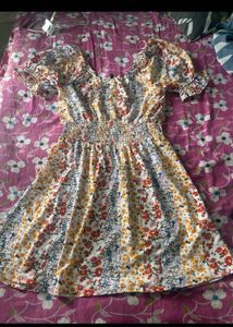 Floral Smocked Waist Puff Sleeve Dress
