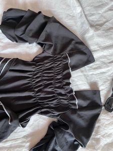 Chic Black Square Neck Top