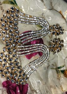 elegant kundan set